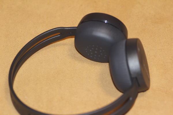 ソニー SONY ワイヤレスヘッドホン WH-CH400 : Bluetooth対応